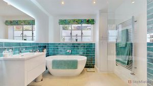bathroom- click for photo gallery